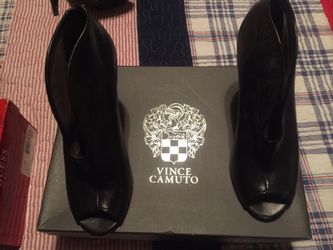 Vince Camuto