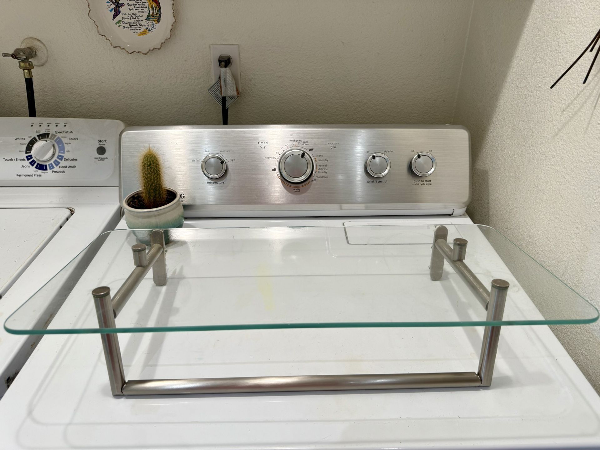 Bathroom Shelf/Towel Rack