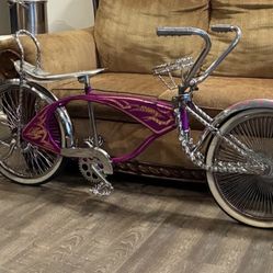 Read the description befor20 Inch Lowrider Bike Not Perfect But Good To Ride Has New Chrome Twisted Parts Asking $600 Cash located in Woodburn, Oregon
