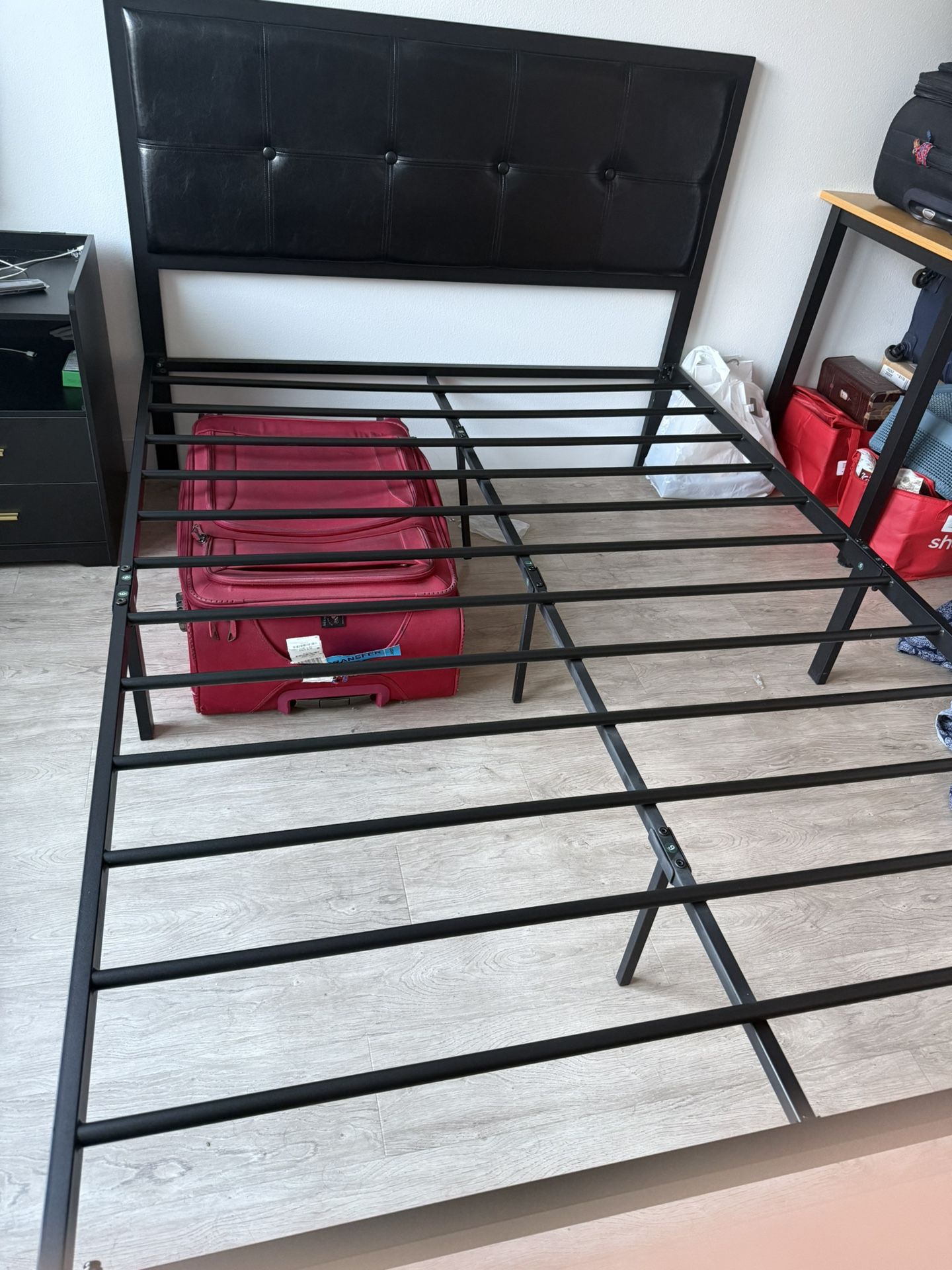 Zinus Full Size Bed Frame With Headboard