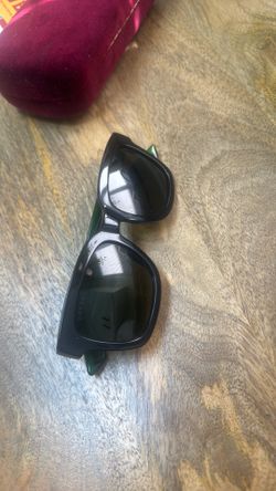 Gucci sunglasses unisex