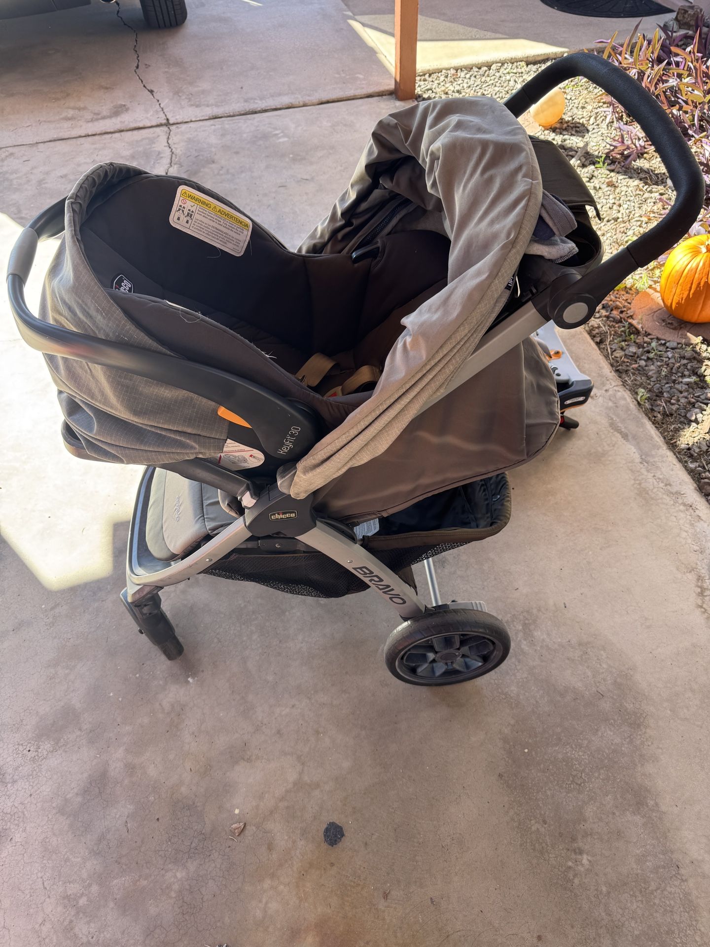 Graco Bravo Car seat and Stroller System