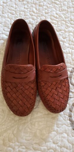Woman shoes