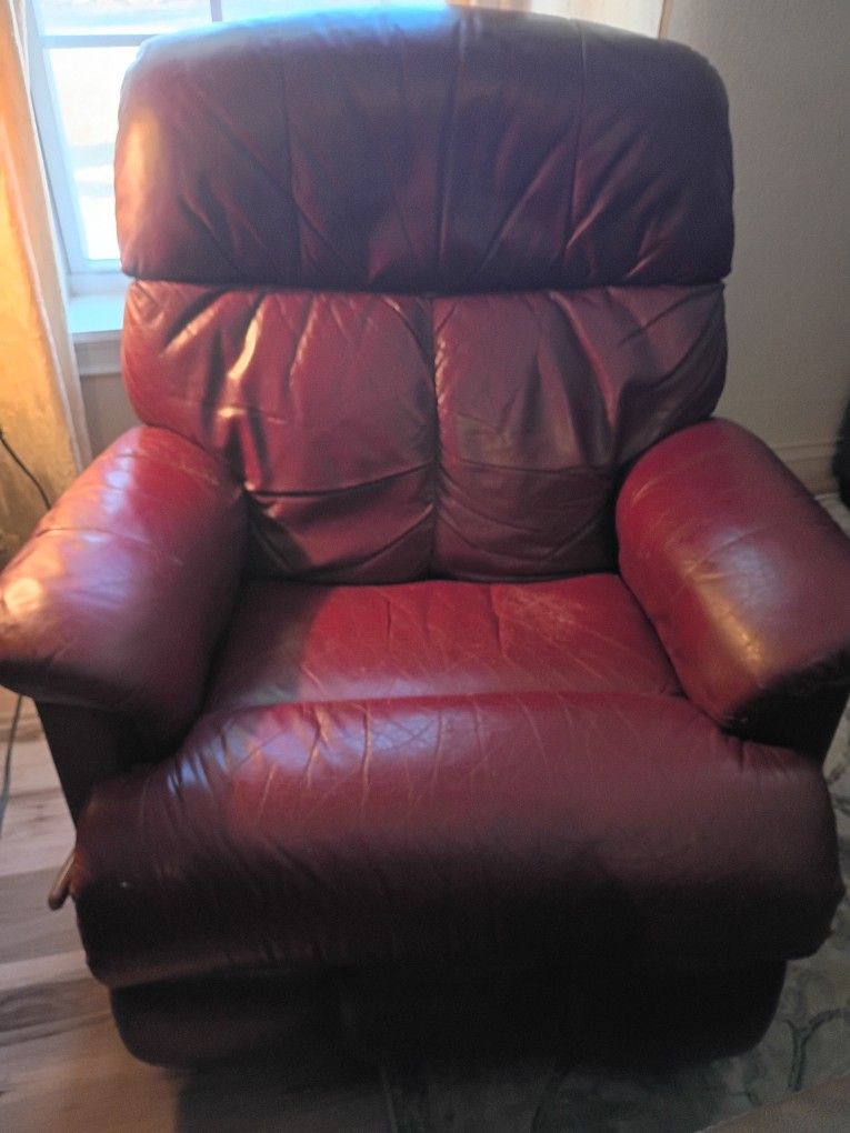 2 Burgandy Leather Lazyboy Rocking Recliners