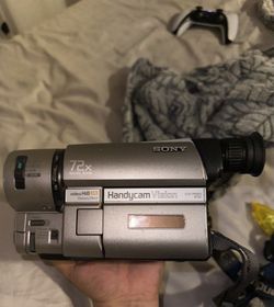 Sony HandyCam Vision CCD-TRV615