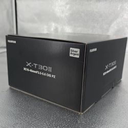 Fujifilm X T30II Mirrorless camera with XC 15-45mm lens kit 