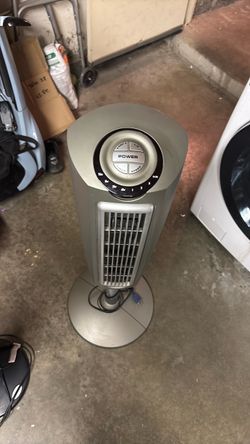 Silver Tower Fan with Timer and Speed Control
