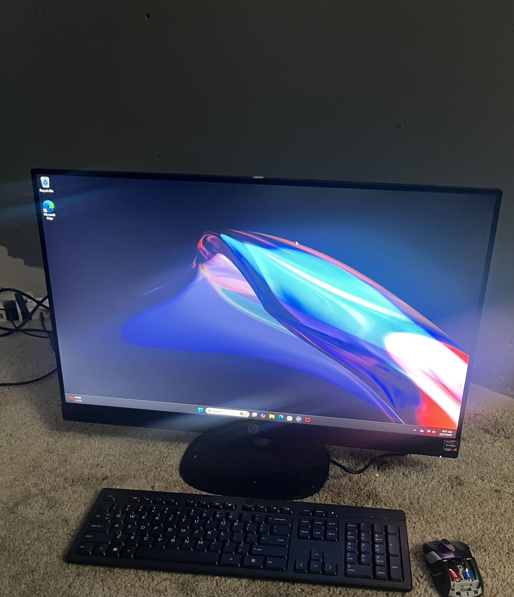 HP 27 inch Touch All-in-One Windows Desktop AMD Ryzen 7-7730U 12GB RAM 1TB SSD Jet Black Computer