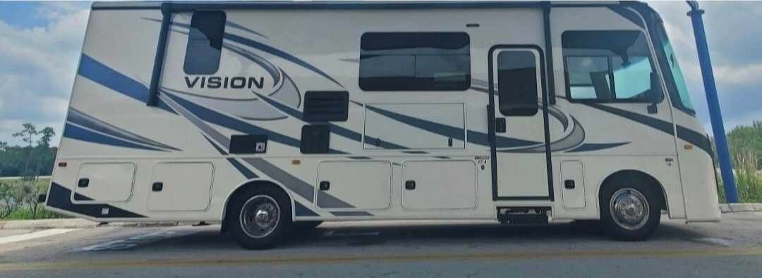 RV For Sale Or Rent Motor Coach