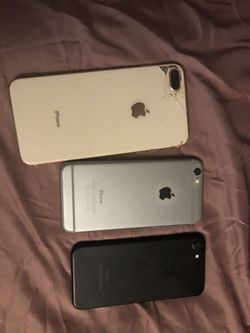3 Cracked IPhones 