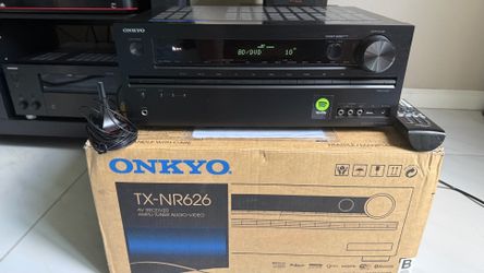 Onkyo TX-NR626 7.2 CH Network AV Receiver-Excellent condition w/Box All Accessories, 95 watts/ch.