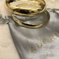 2 Gold Bracelets  They Are Gold Plated Comes With Free Case And Free Gift