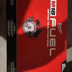 Milwaukee M18 FUEL 6-1/2” Circular Saw 2833-20 • New/Sealed