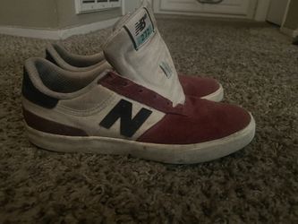 SIZE 9 NEW BALANCE SHOES