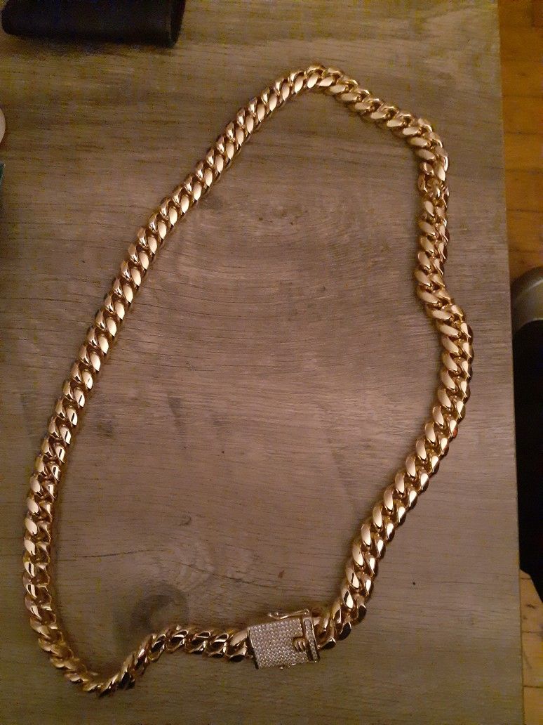 18 kt gold plated 14 mm 30 inch cuban link