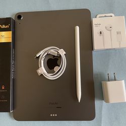 Apple IPad Air 5th Generation (10.9” Liquid Retina/ M1 chip / 2022 Model) 64GB with pen, keyboard case & Accessories (256gb $499)