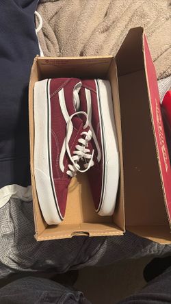 old skool port royal/Tru white vans size 10