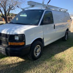 2015 Chevy Express 