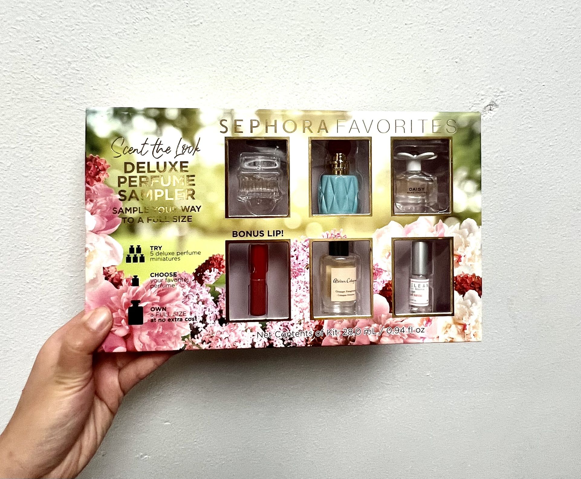 Sephora Deluxe Perfume Sampler Set 8 Mini Fragrances Miumiu NIB (No Certificate)