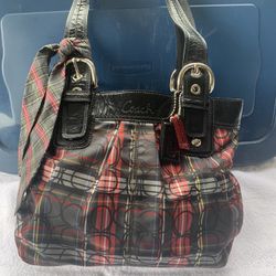 Coach Signature purse With Scarf