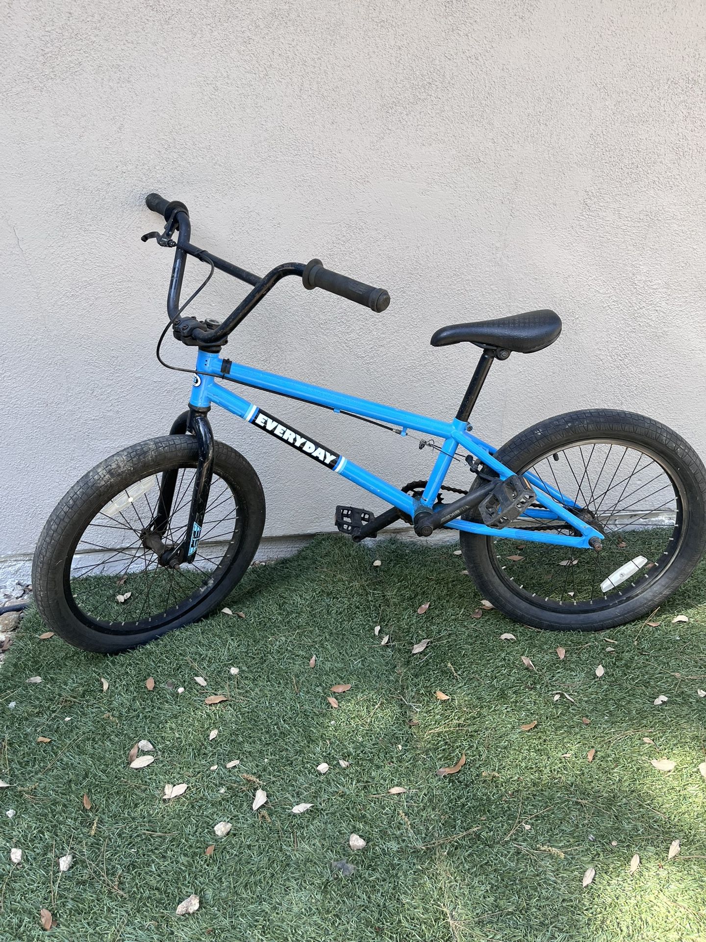 SE Bikes BMX Bike 20” Wheels - Everyday Bike Blue