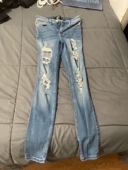 blue ripped skinny jeans