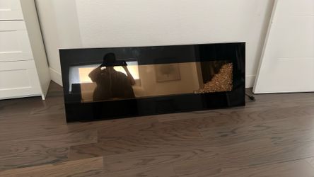 Wall electric heater