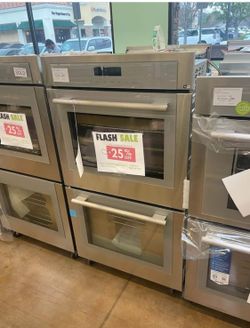 Built in double wall oven Thermador 30 inch wide