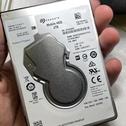 2T Seagate SSD Hard Drive (2,000 Gb) 