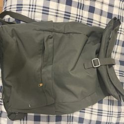 Traveler Book Bag