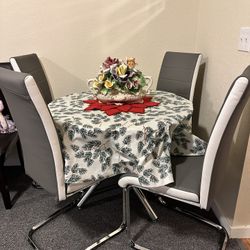 Dining Set 