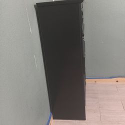 Black 5-Drawer Dresser – Great Condition