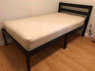 Twin bed with mattress