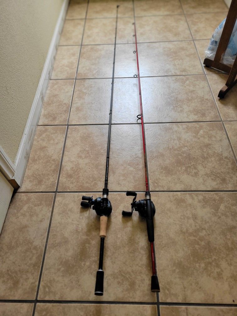 2 Baitcasting Fising Pools
