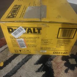 Dewalt Air compressor 