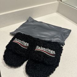 Balenciaga Slides (New)