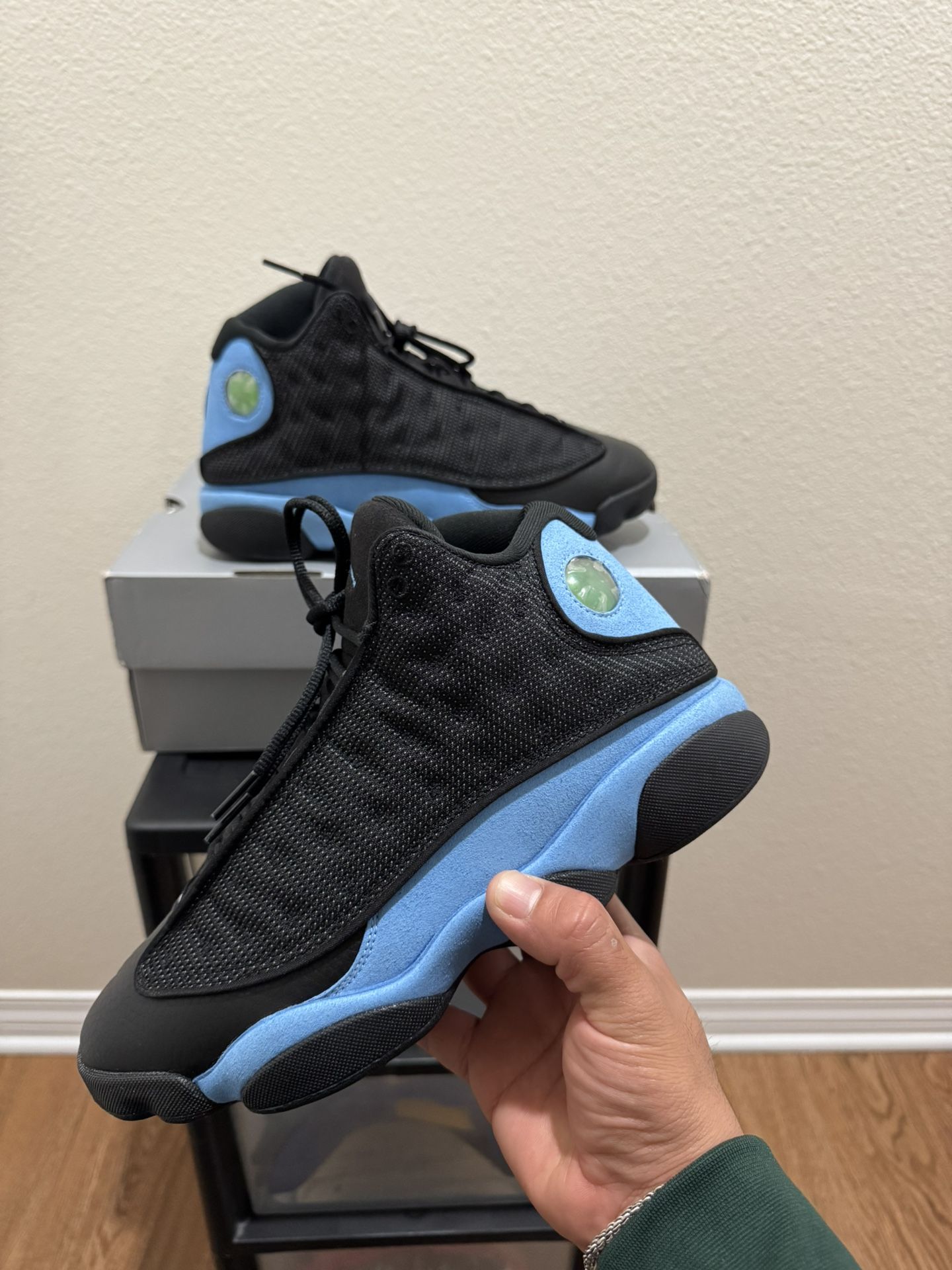 Jordan 13 Retro University Blue Size 8.5 Mens (Worn Once) -$120