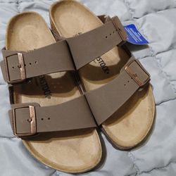 Womens Birkenstocks Size 9 Brown
