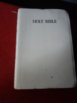 Holy Bible New King James Version White Used