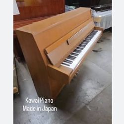1980’s Kawaii upright piano