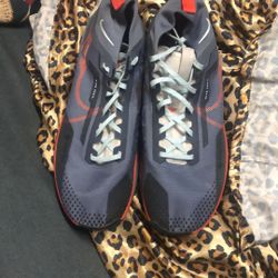 Nike Goretex Size 14 Men’s 