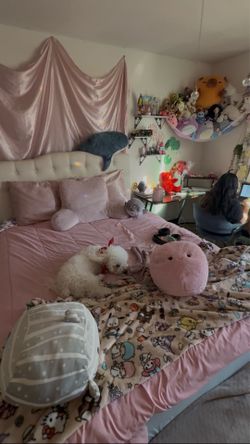 Queen bed