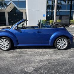 2008 Volkswagen New Beetle Convertible 