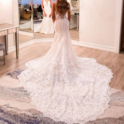 Madeline Gardner Morilee Sophia 2139 w FREE veil