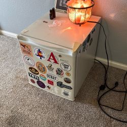 Mini Refrigerator 