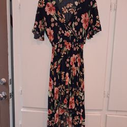 Purses, dresses, boots sizes M -XL & 7.5 + purse