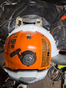 Stihl Gas-Powered Backpack Leaf Blower