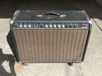 Vintage Yamaha G100 212-II