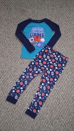 Boys size 5t PJ Set