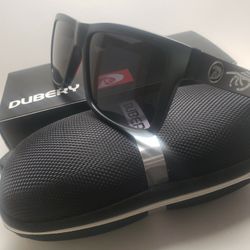 Dubery Sunglass Set